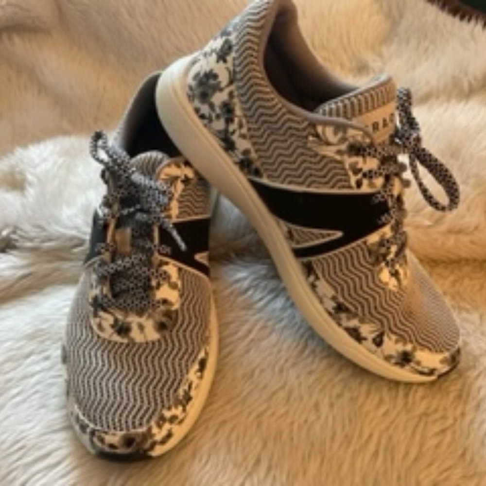 Traq by Alegria Comfort Shoe, Water Color, Size 38